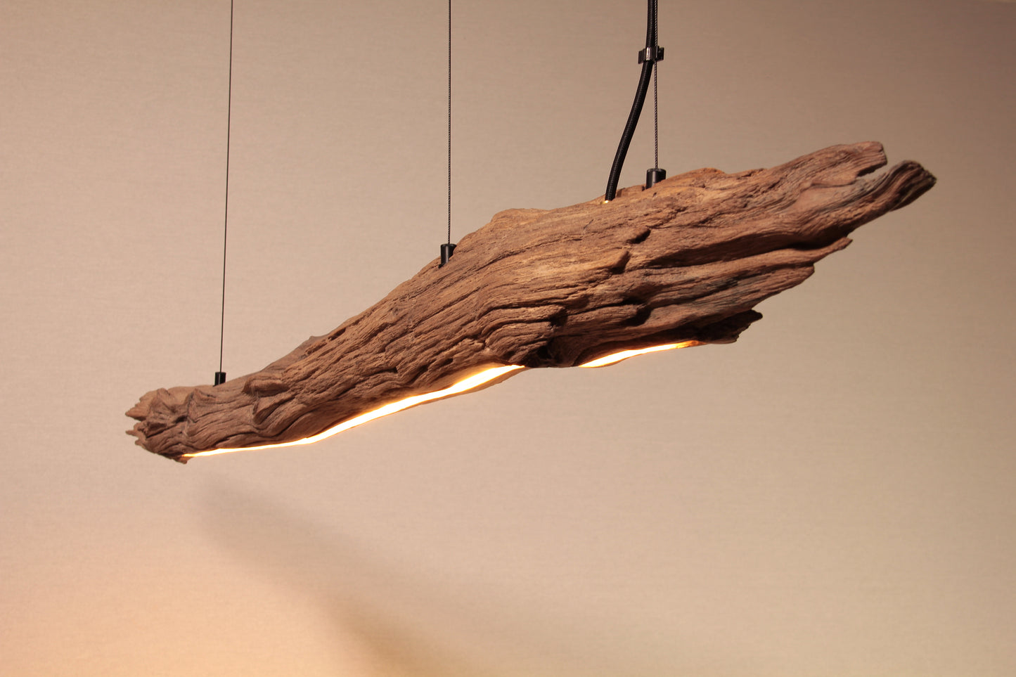 LED lampe de table à manger - fait main pièce unique - 133cm branche de chêne