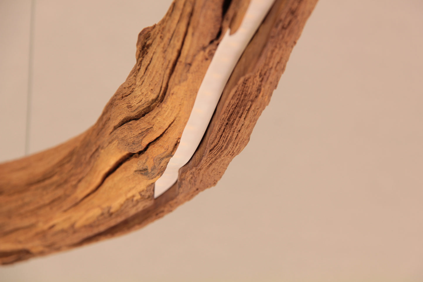 Lampe de table - fait main pièce unique - 135cm branche de chêne
