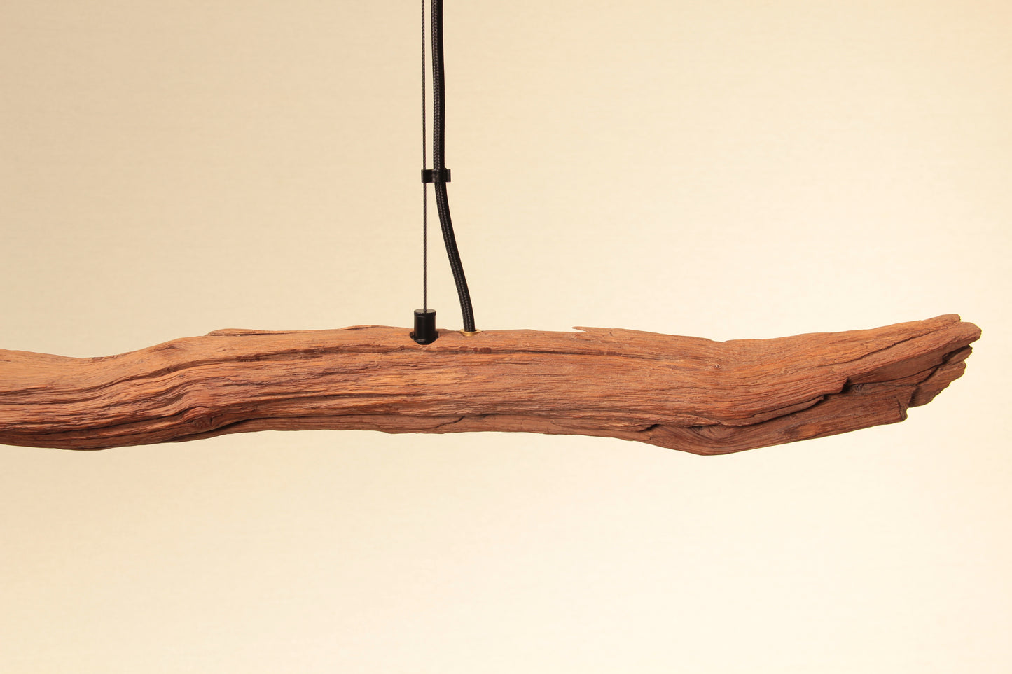 Lámpara de mesa para comedor —pieza única hecha a mano— rama de roble de 170 cm