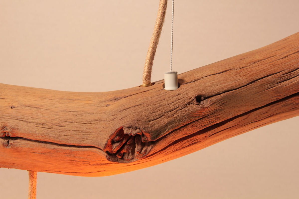 Lampe de table / branche de chêne de 118 cm / "Le teint parfait