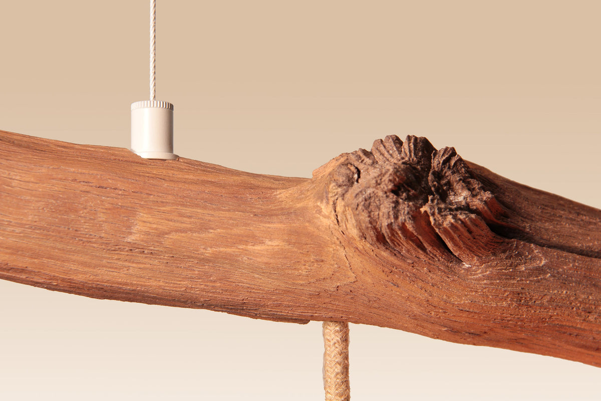 Hängelampe / 113cm langer Eichenast / Einzelstück / Holz / Ast / Pendelleuchte / Esstisch / Deckenlampe / Küchentischlampe / modern